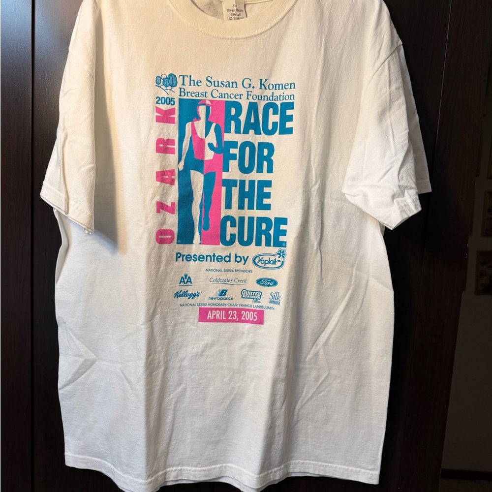 2005 “Susan G. Komen”Race for the Cure Graphic T-Shirt